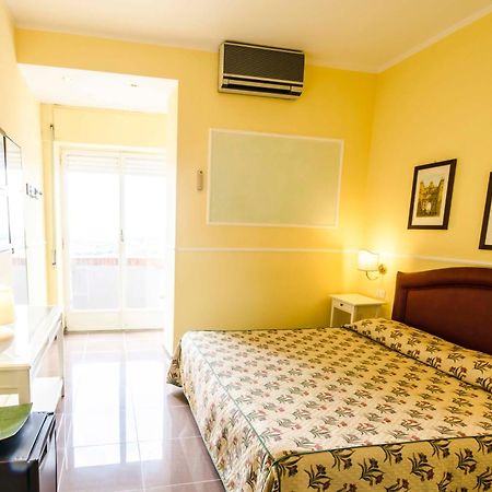 Hotel Tarconte Таркиния Екстериор снимка