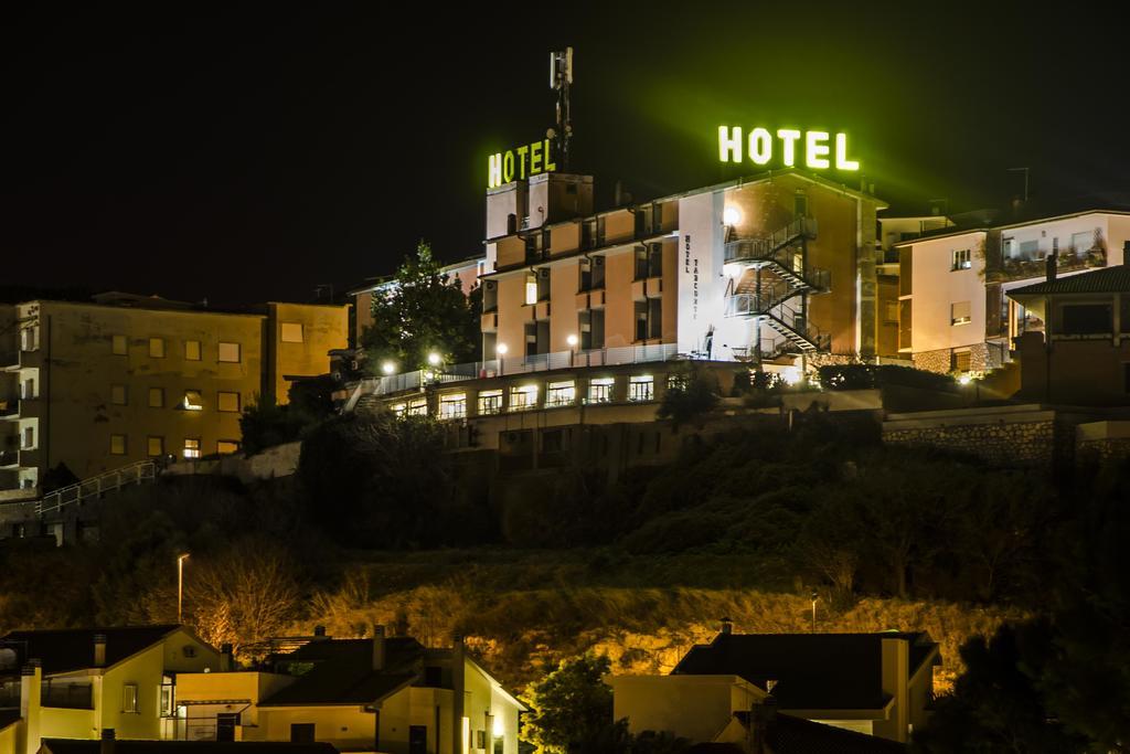 Hotel Tarconte Таркиния Екстериор снимка