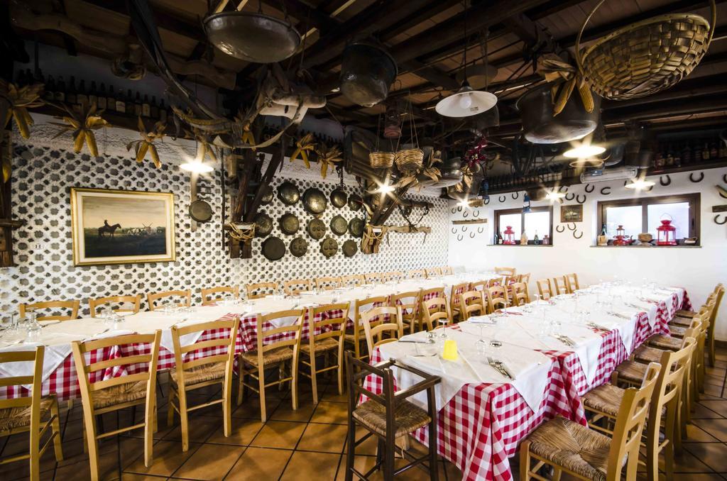Hotel Tarconte Таркиния Екстериор снимка