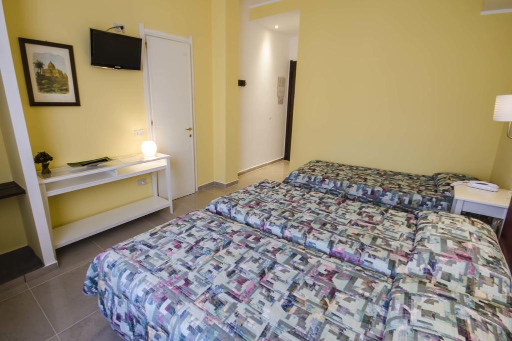 Hotel Tarconte Таркиния Екстериор снимка