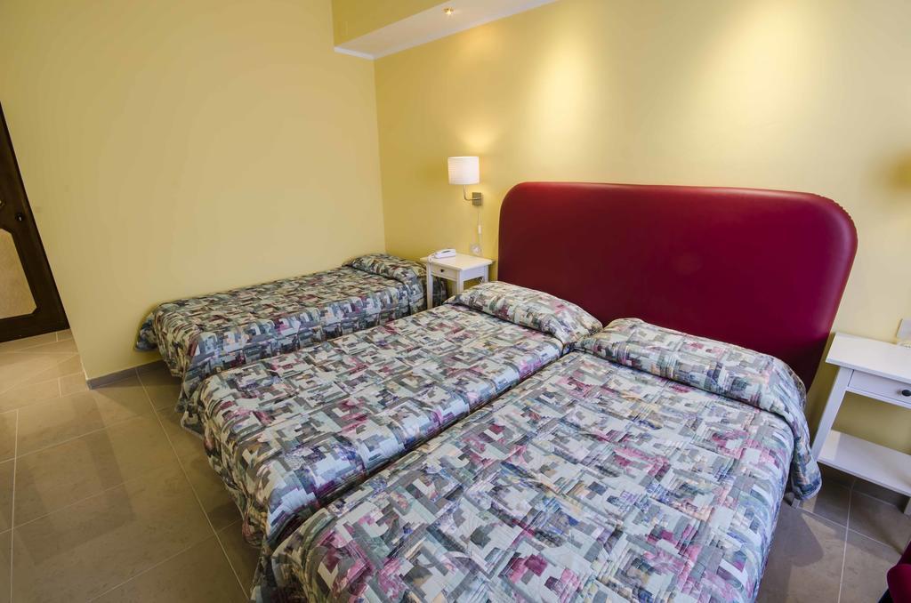 Hotel Tarconte Таркиния Екстериор снимка