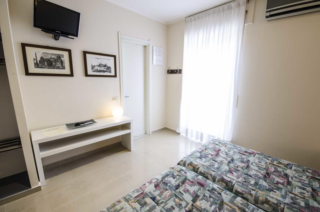 Hotel Tarconte Таркиния Екстериор снимка