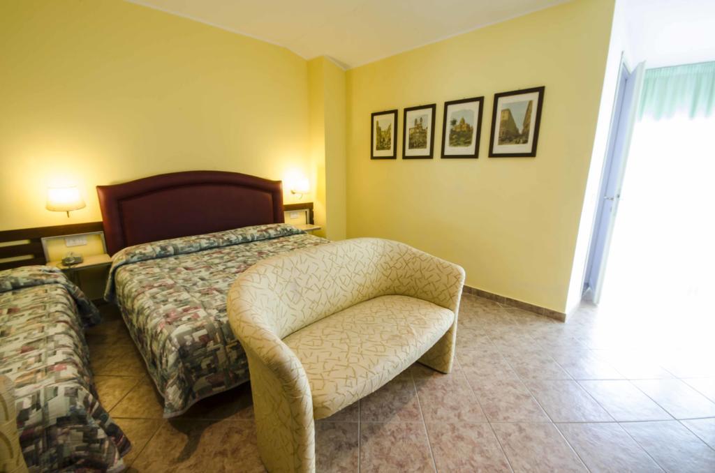 Hotel Tarconte Таркиния Екстериор снимка