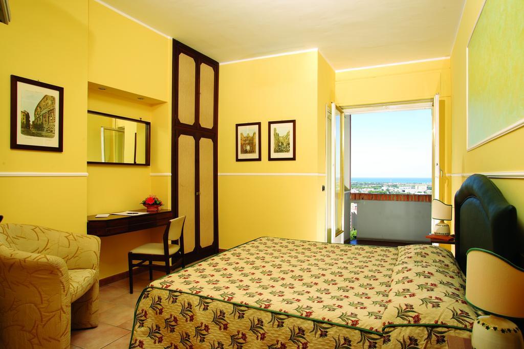Hotel Tarconte Таркиния Екстериор снимка